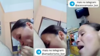video Coroa mamando gostoso e recebendo porra Coroa mamando gostoso e recebendo porra