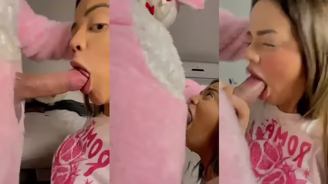 Gostosa mamando o pauzudo fantasiado