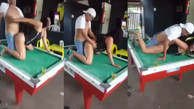 Vazou homem casado fudendo coroa no bar